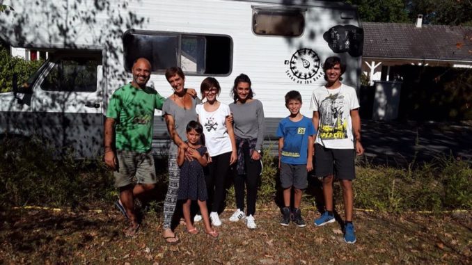 famiglia nomade, on the road