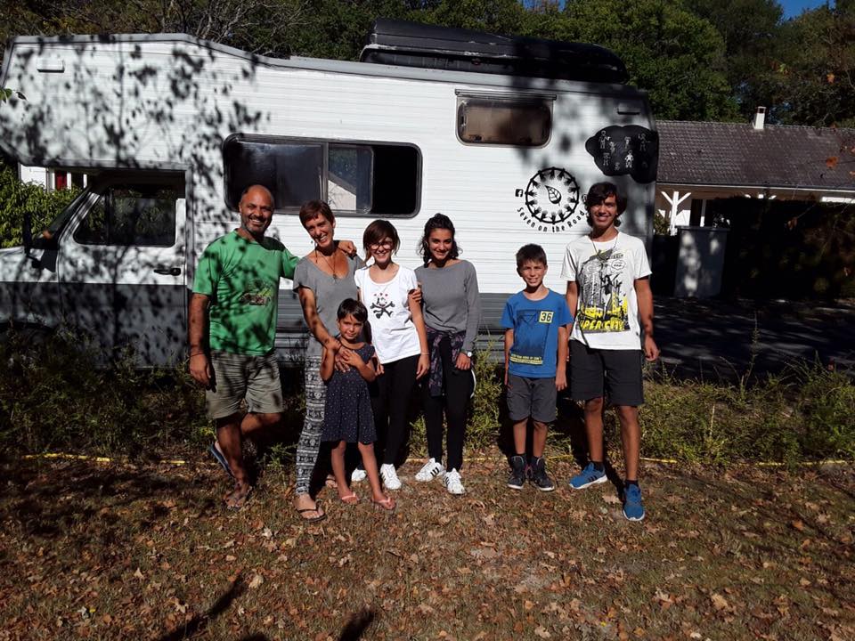 Famiglie nomadi, famiglia nomadi, famiglie on the road
