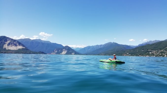 canoa, lago d'Orta, isola san Giulio, viaggiare con lentezza, slow travel