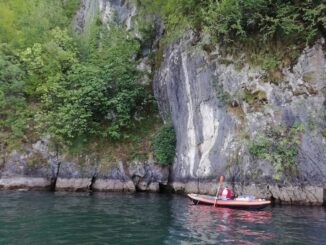 kayak, canoa, viaggio in kayak, camping, campeggio, viaggiare con lentezza, viaggio lento, slow travel