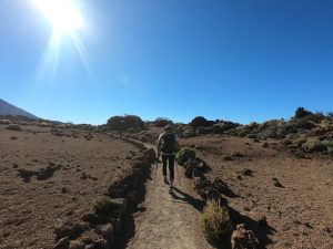 Teide, vulcano, viaggio a piedi, escursioni, cammini, Tenerife, slow travel