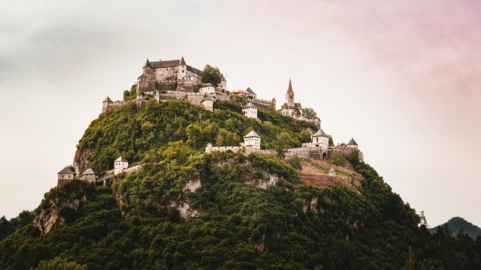 viaggiare con lentezza, castelli, castello, incredibile, meraviglioso, austria