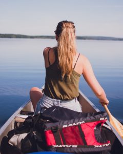 kayak, canoa, avventura, slow travel, viaggiare con lentezza, viaggio lento, viaggiatrice, viaggi alternativi