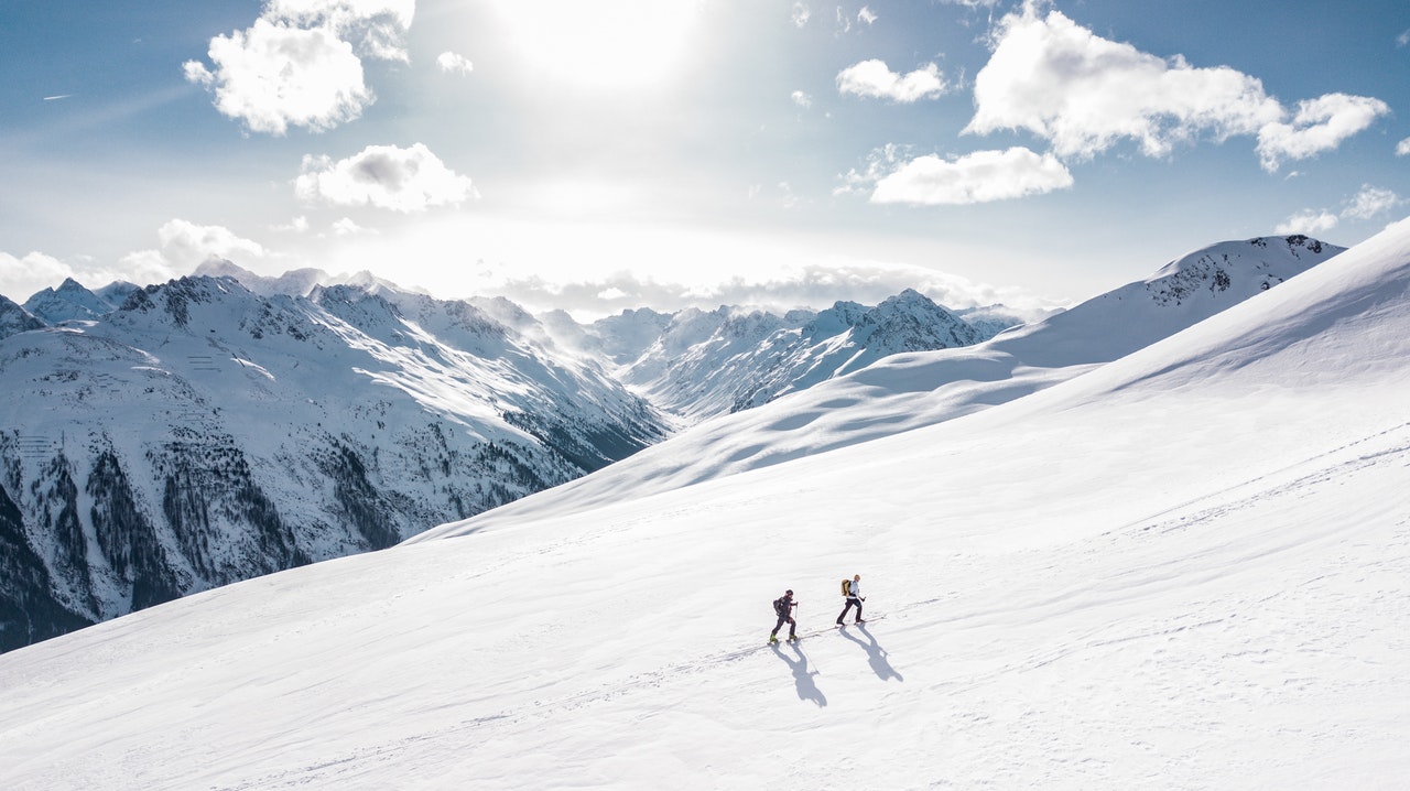 Due escursionisti sulla Via alpina