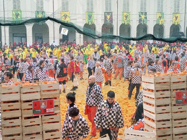 Lo storico Carnevale di Ivrea – foto edizione 2023 – 25