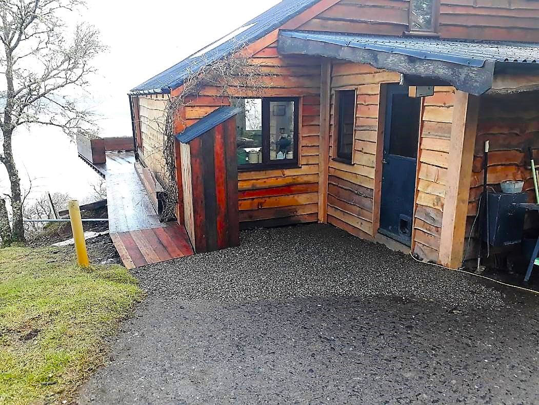 Lo scambio di ospitalità in Scozia di Sam – foto della casa autocostruita da Sam