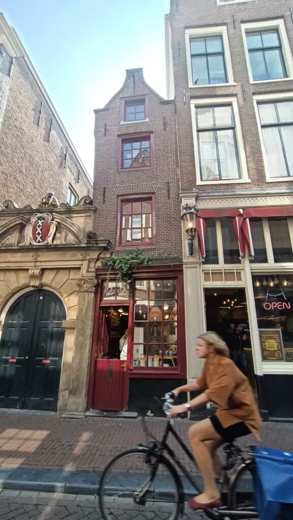 la casa più piccola di Amsterdam