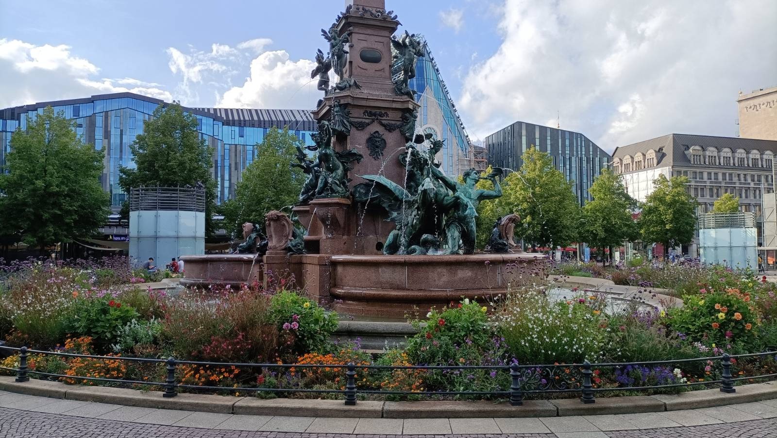 Augustplatz – Leipzig (Lipsia) – foto @VCL