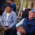Cholita, indigeni, Ecuador, sorriso, volontariato
