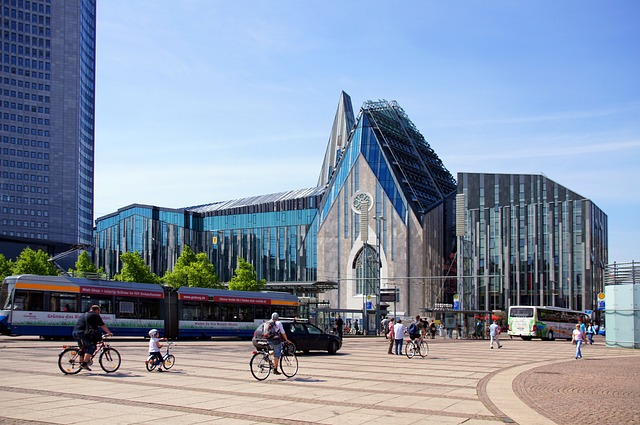 Università di Leipzig – Lipsia con lentezza – foto di Caro Sodar (pexels)