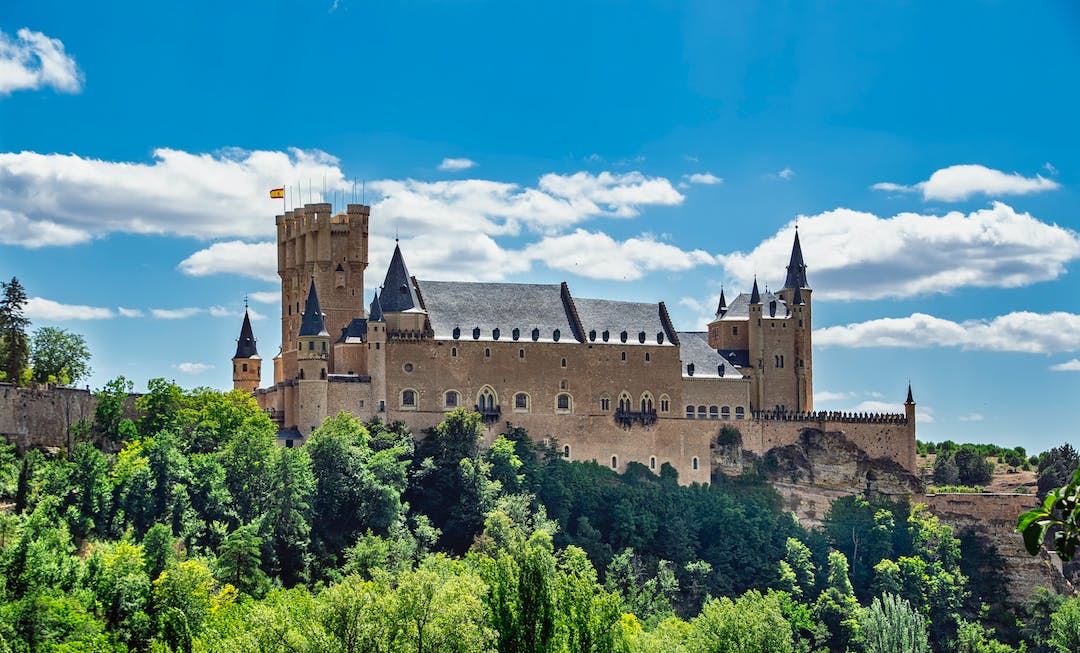 Alcazar di Segovia, Castelli d'Europa