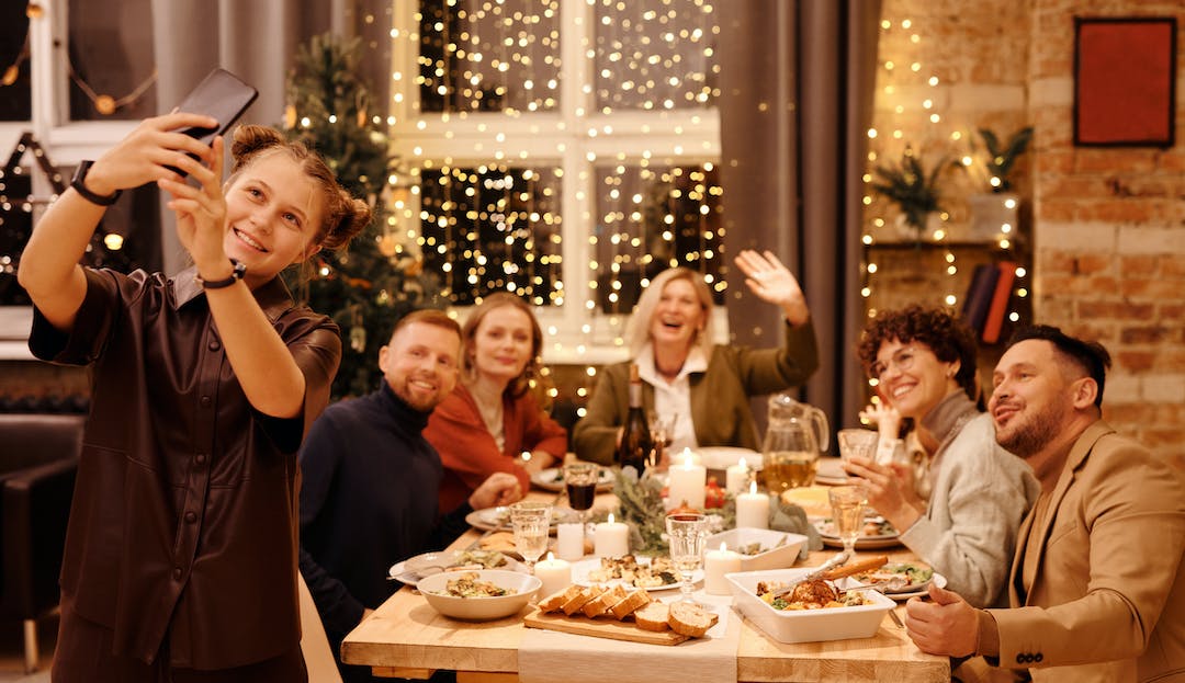 Natale, vigilia, selfie, famiglia, celebrazioni, elementi pagani