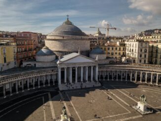 piazza, Napoli, colonne